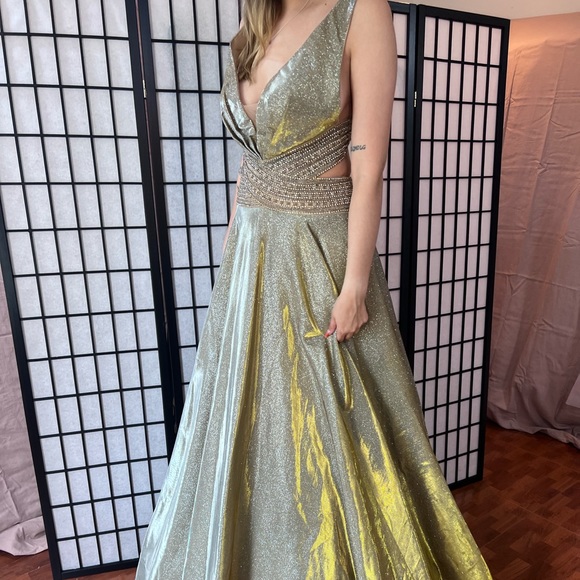 Tarik Ediz Luxury Beaded metallic Gown Gold size 6 NEW - Picture 3 of 15